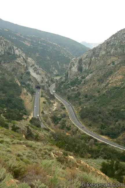 Gaviota Tunnel View Trail