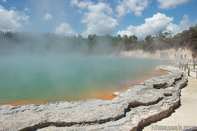 Take three successive loops through an action-packed thermal area full of mud pots, fumaroles, and hot springs, including the celebration-worthy Champagne Pool.