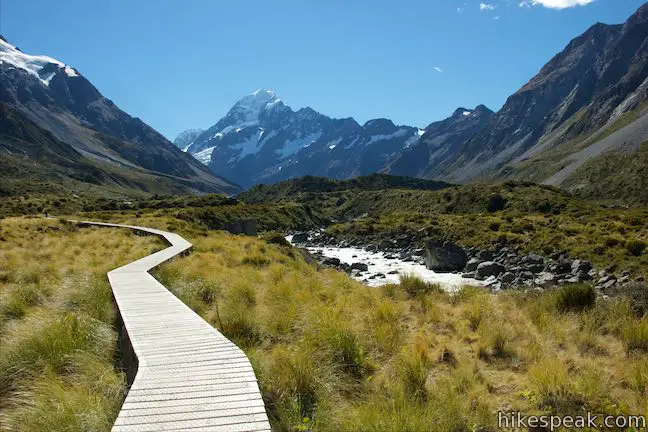 Mount Cook Hooker Valley Track