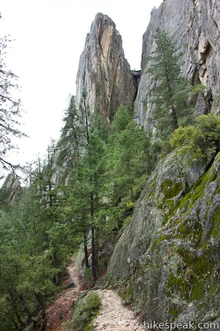 Castle Crags Wilderness Crags Trail