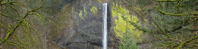 Latourell Falls Trail Waterfall hike Columbia River Gorge Talbot State Park Oregon Lower Latourell Falls loop trail to Upper Latourell Falls