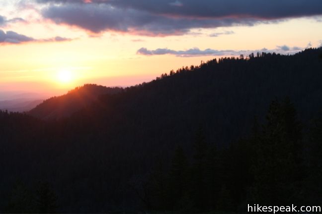 Beetle Rock | Sequoia | Hikespeak.com