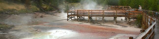 Artists' Paintpots Trail Yellowstone National Park hydrothermal hike