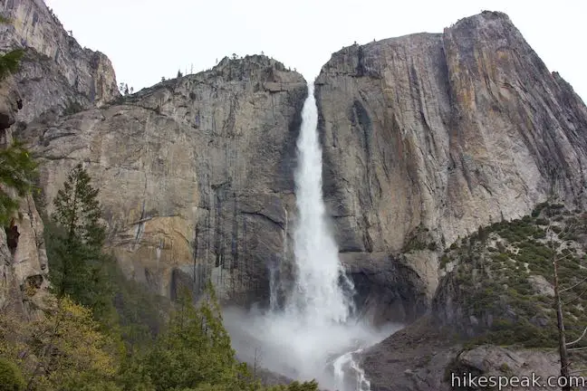 This impressive hike of 3.5 to 7.1 miles round trip passes Columbia Rock to attain unforgettable views of Upper Yosemite Fall.