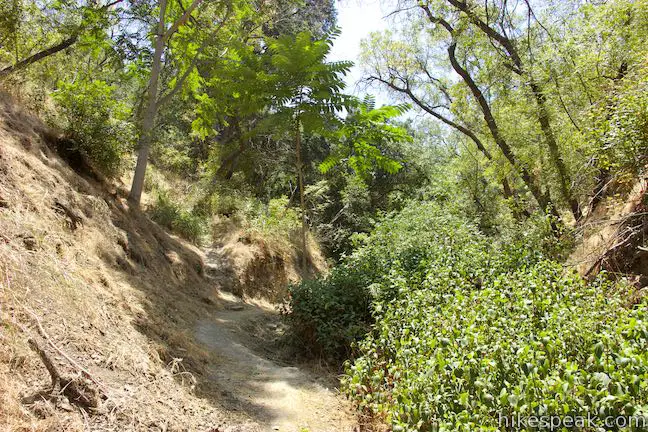 Dixie Canyon Park Trail