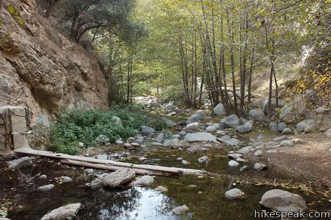 Eaton Canyon Falls Trail Los Angeles Hikespeak Com