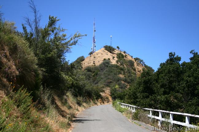 Mount Lee & The Hollywood Sign Trail via Brush Canyon Trail | Griffith Park  