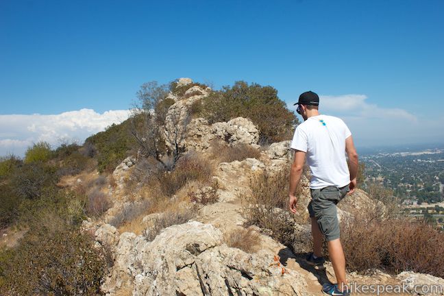 Cave of Munits & Castle Peak | Simi Hills | Hikespeak.com